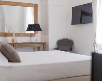 Agata Salento Luxury Home - Matino - Bedroom