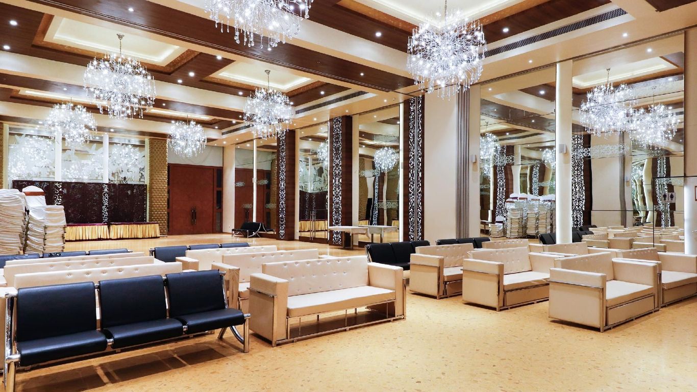 Palette - The Grand Sita