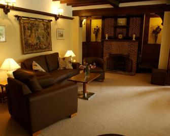 Little Silver Country Hotel - Tenterden - Living room