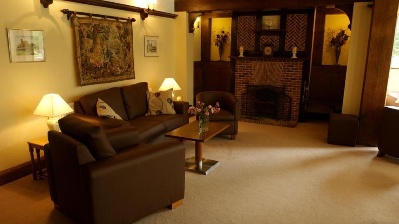 Little Silver Country Hotel