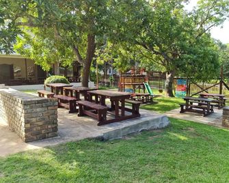 Sherwood Forest 2 Marina Drive - Trafalgar - Patio