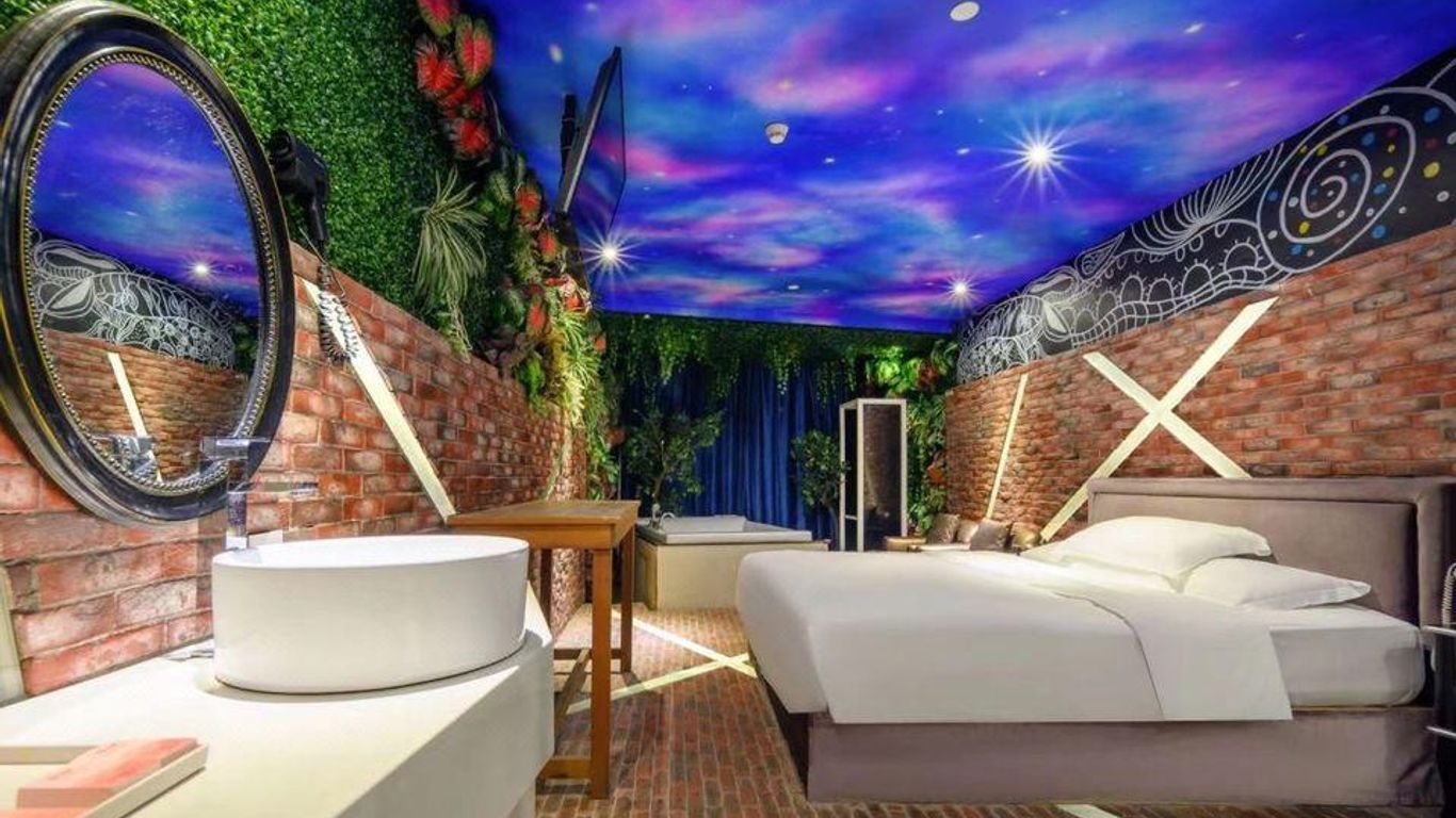 سوان أوف لاف شينزين لوهو هوتل