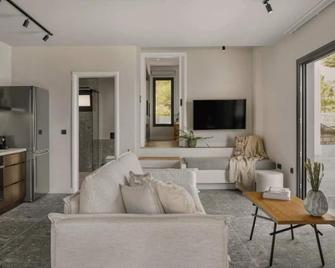 Aposperia Memorable Living - Kyra Panagia - Wohnzimmer