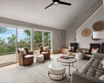 Valley Views Hot Tub Deck Screened Porch & Wifi - Hedgesville - Salon