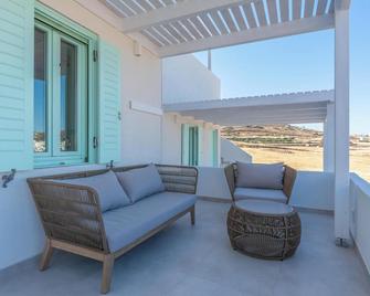 Kimolos Vibes Suites - Kimolos - Балкон