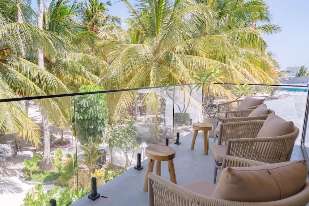 Biosphere Beach - Dharavandhoo - Balcony