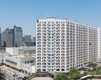 JI Hotel (Jinan Hi-tech Zone Dinghao Plaza) - Jinan - Edificio