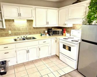 Richca Chalets Resort - Hope - Keittiö