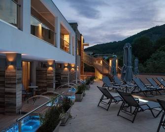 Kb Ammos Hotel By Kb Collection Hotels - Adults Only - Sciato - Patio