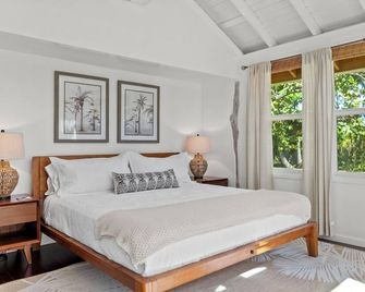 Lovely, spacious private estate, 300 ft to Sunset Beach TA#083767910401 - Pupukea - Bedroom