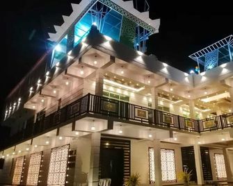 Mikayla Resort - Chilaw - Edificio