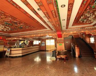 Yak Hotel - Lhasa - Lobby