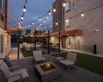 Everhome Suites Chandler Phoenix Fashion Center - Chandler - Patio