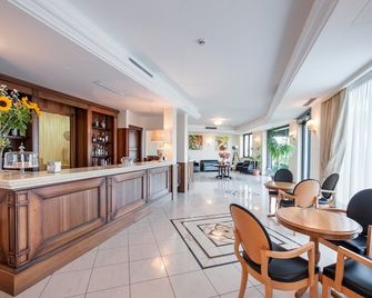 Hotel San Giorgio - Crotona - Recepción