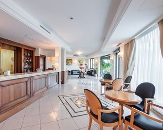 Hotel San Giorgio - Crotone - Rezeption