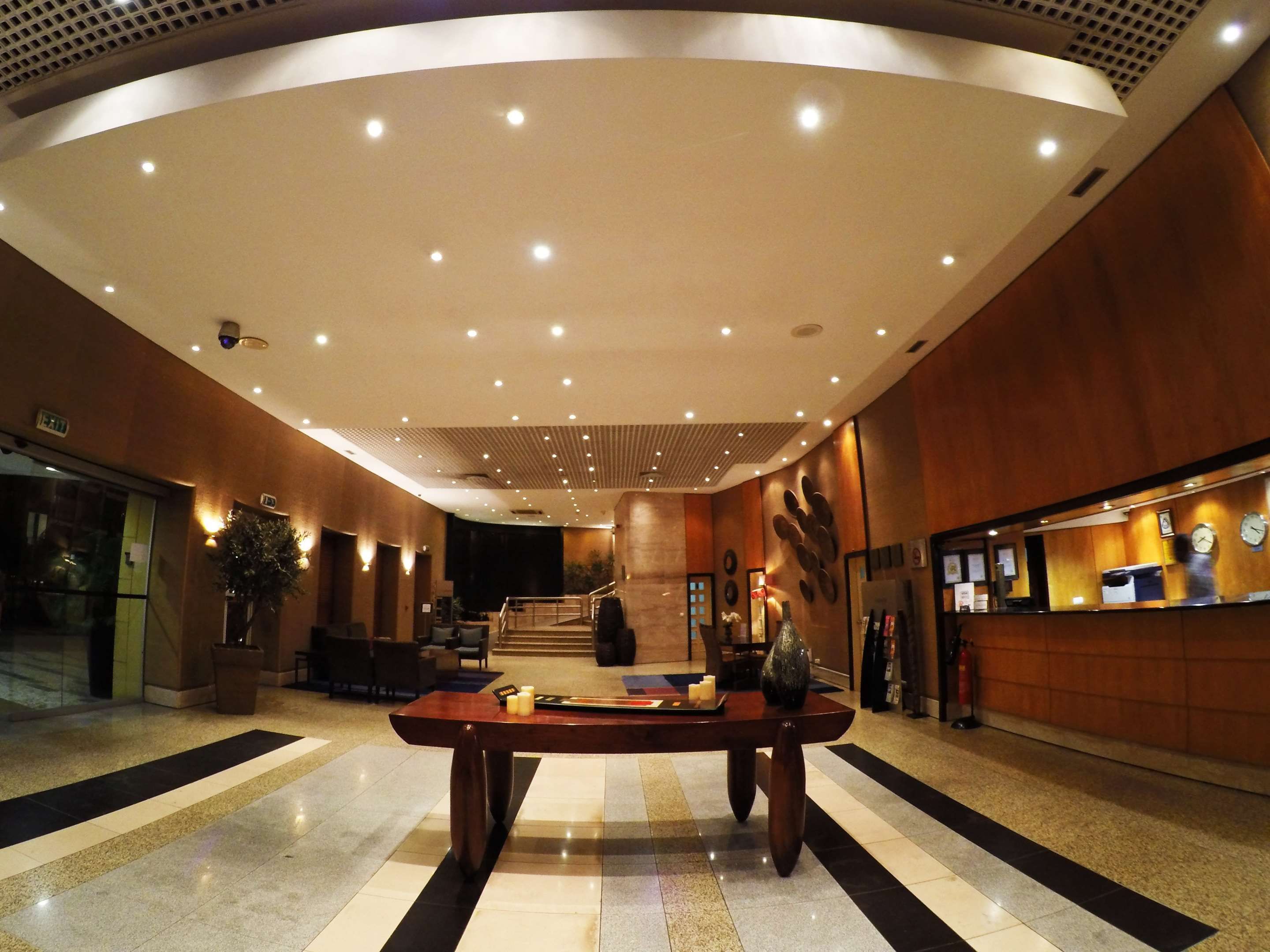 Hotel Continental Luanda - Luanda - Lobby
