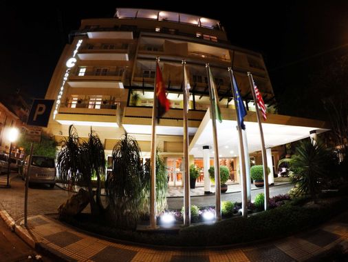 Hotel Continental Luanda - Luanda - Building