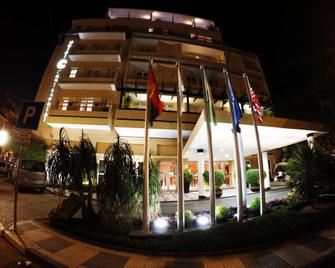 Hotel Continental Luanda - Λουάντα - Κτίριο