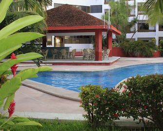 Hotel Debliz - Campeche - Pileta