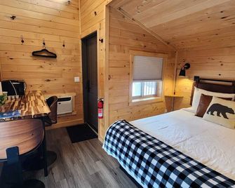 Blue Buffalo Resort - Island Park