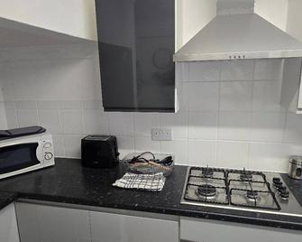 Chathamhouse Sleeps7 Tv Wifi Freep - Chatham - Keuken
