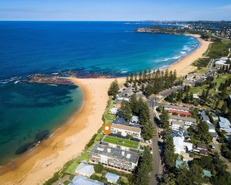 Seabreeze - Carefree Absolute Beachfront Living - Mona Vale - Praia