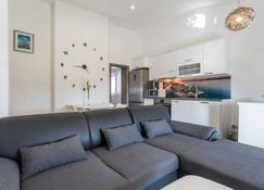 Apartments Maza - Zadar - Living room