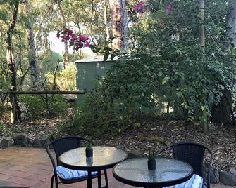 Little Shangri-La - Busselton - Binnenhof