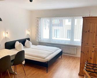 Gemütlich-zentral, 30m2, mit Parkplatz - A212 - St. Moritz - Bedroom