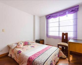 La Macarena 2001 - Bogotá - Habitación