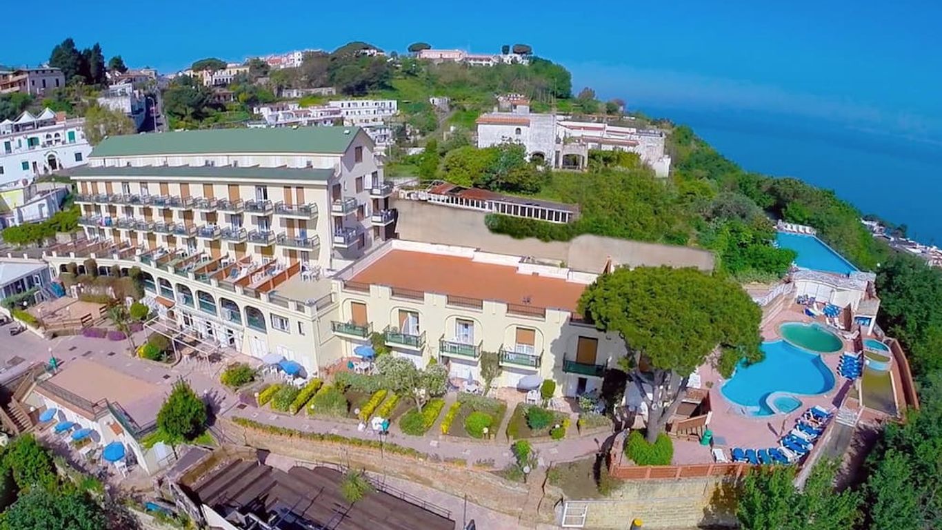 Suisse Thermal Village