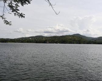 Home Lodge - Akosombo - Außenansicht