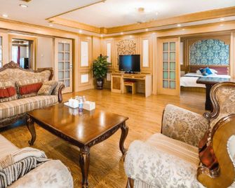 Jinsui Hotel - הוהוט - סלון