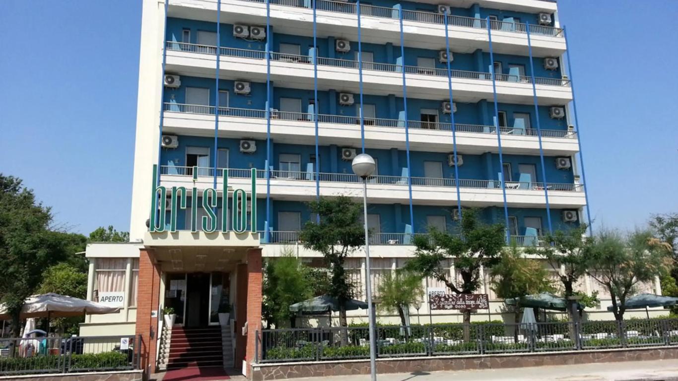 Hotel Bristol