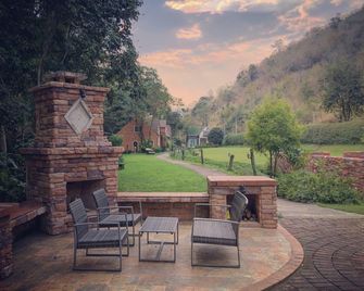 Bibury Resort - Ban Thung Kula - Patio