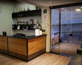 Ideali Hotel - Ribeirão Preto - Resepsjon