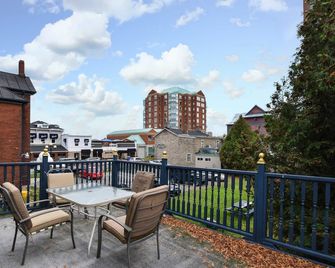 The Noble Suites - Brockville - Balcón