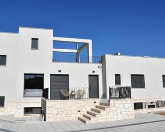 Polles elies cozy apartment - Aegina - Edificio