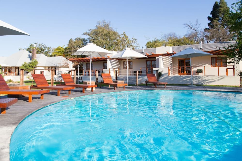 لوراديل أكوموديشن