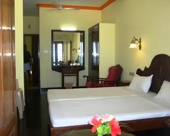 Passage To India Resort - Kovalam - Yatak Odası