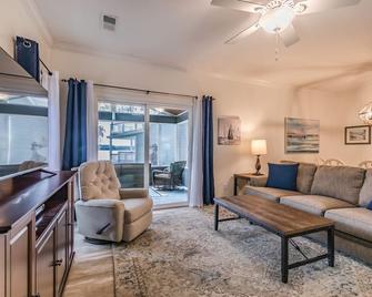 New Listing! Views Of Intracoastal Waterway - Sleep 4 - Port Royal - Sala de estar