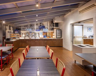Holiday Inn Express New York City Times Square By IHG - New York - Restaurant