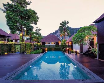 The Cliff Elegance Resort - Krabi - Pool