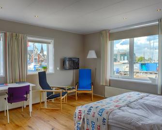 2 people, 23 m2, private bathroom, harbor view, with terrace - Monnickendam - Bedroom