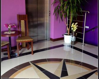 Vinci Hotel Airport - Modlnica - Lobby