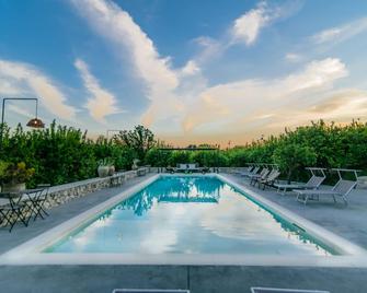 Tenuta Don Paolino - Avola - Piscina