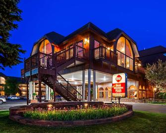 Best Western Plus Dockside Waterfront Inn - מקינאו סיטי - בניין
