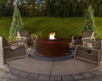 Courtyard by Marriott Sherman - Knollwood