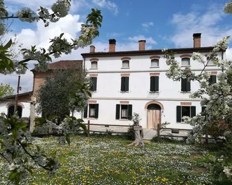 Agriturismo Loghino Sabbioni - Suzzara - Edificio