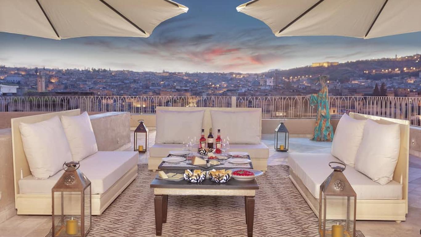 رياض قصر الباهية